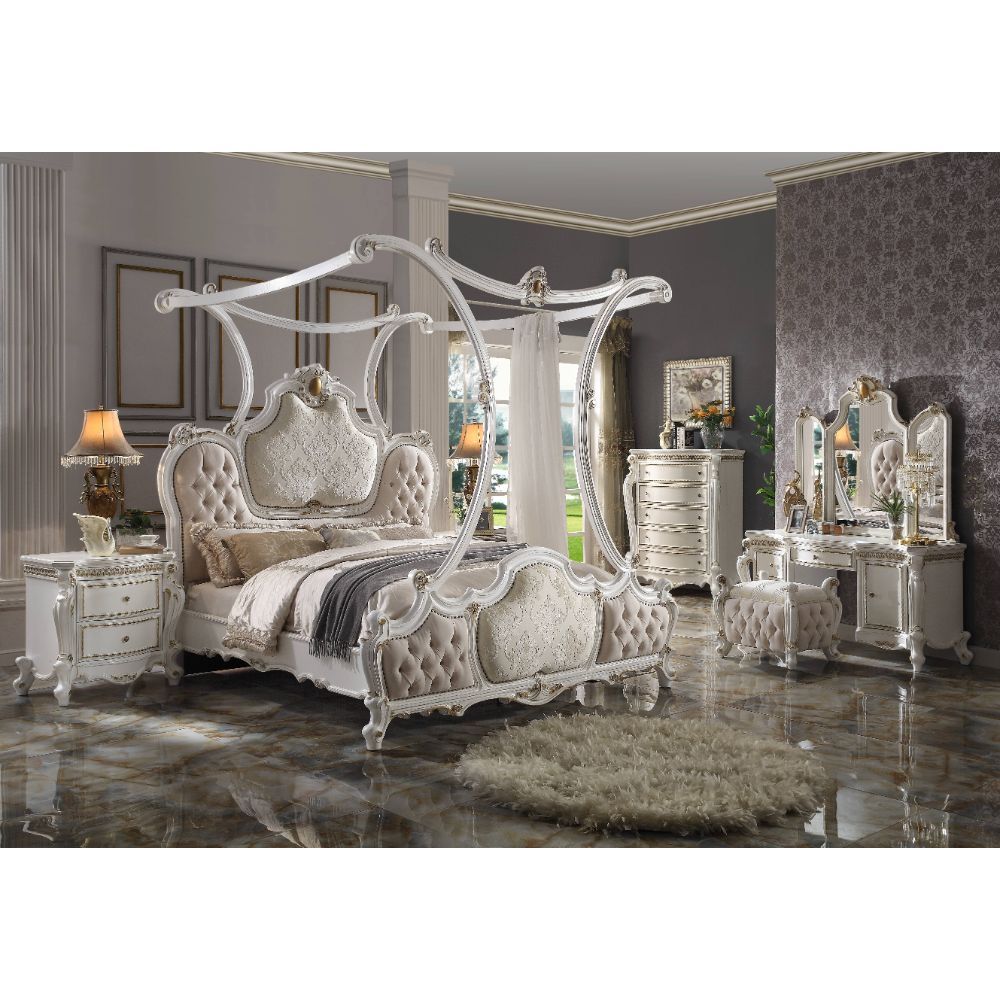 Canopy Beds
