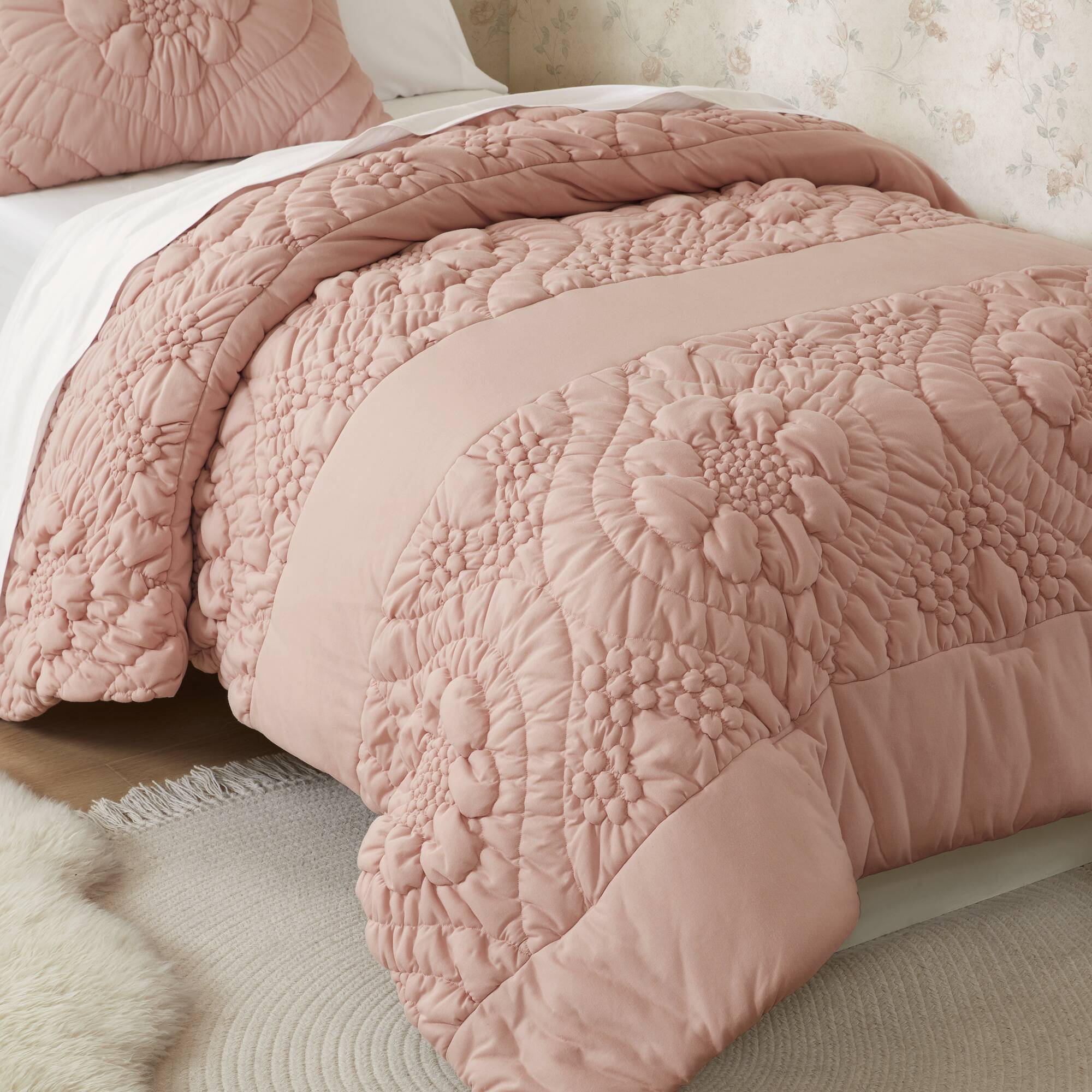 3-Piece Full/Queen Comforter Set