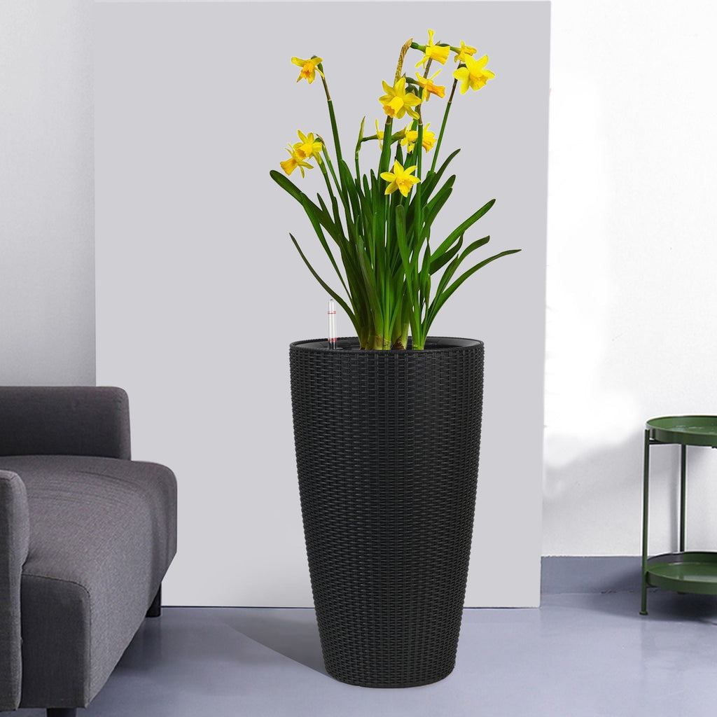 Tall Planters Set With Water Level Monitor And Auto Watering