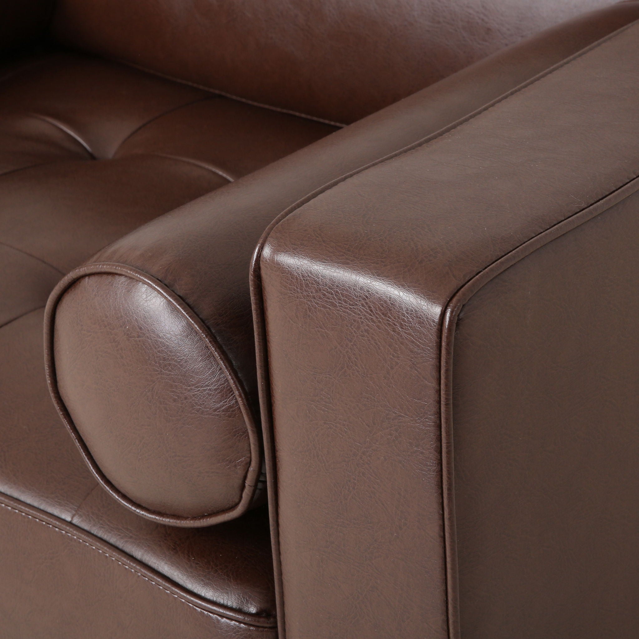 Sophisticated Club Chair With Relaxing Comfort
