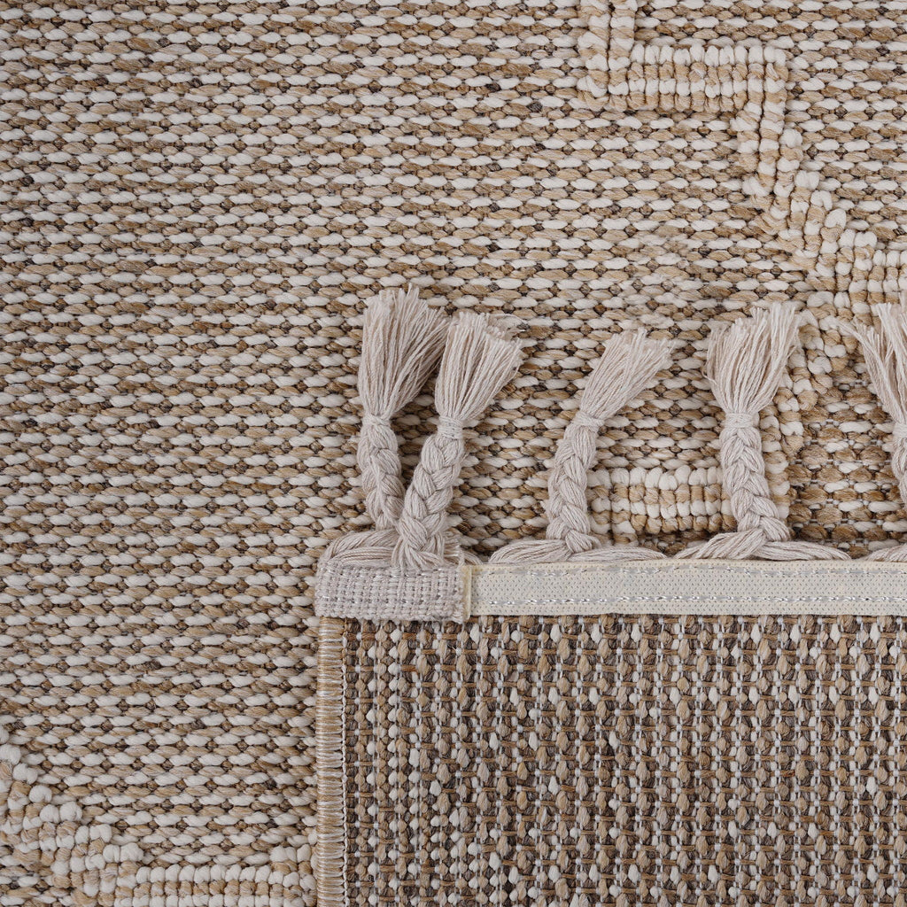 Guros - 8' X 10' Trellis Indoor / Outdoor Area Rug - Cream