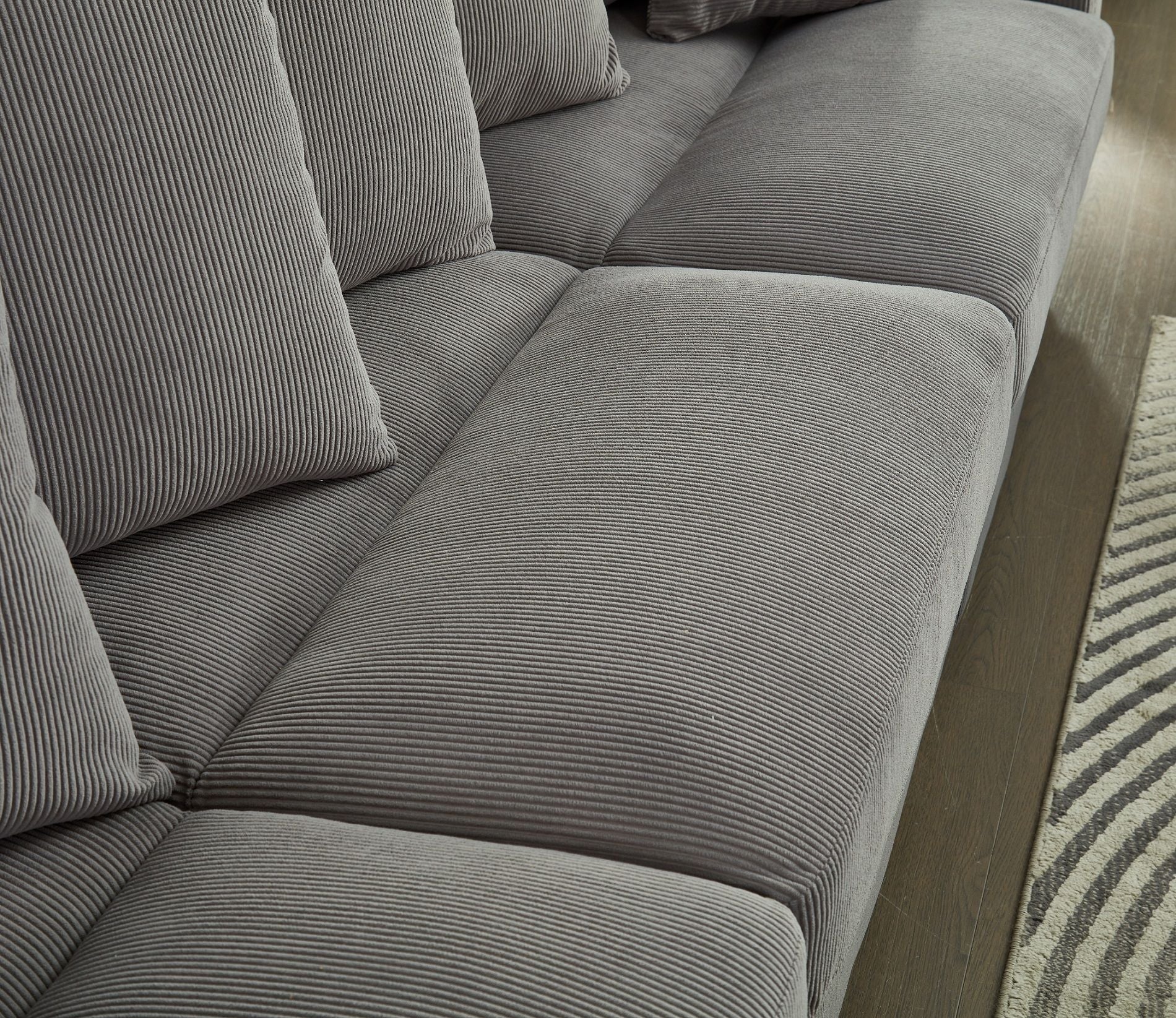 5 Seater Oversized Convertible L & U Shaped Couch