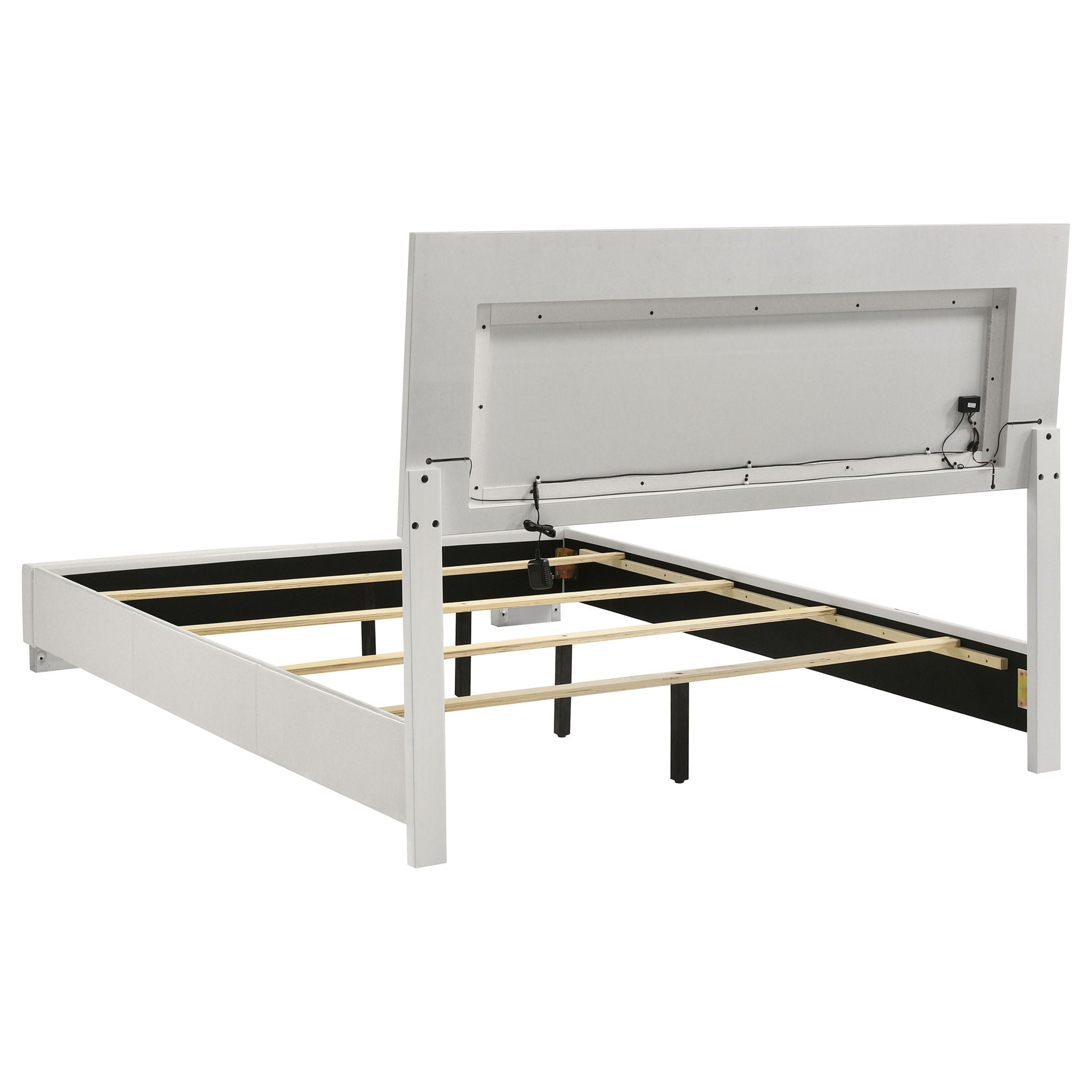 August - 6 Piece Queen Panel Bedroom Set With LED Lighting - White