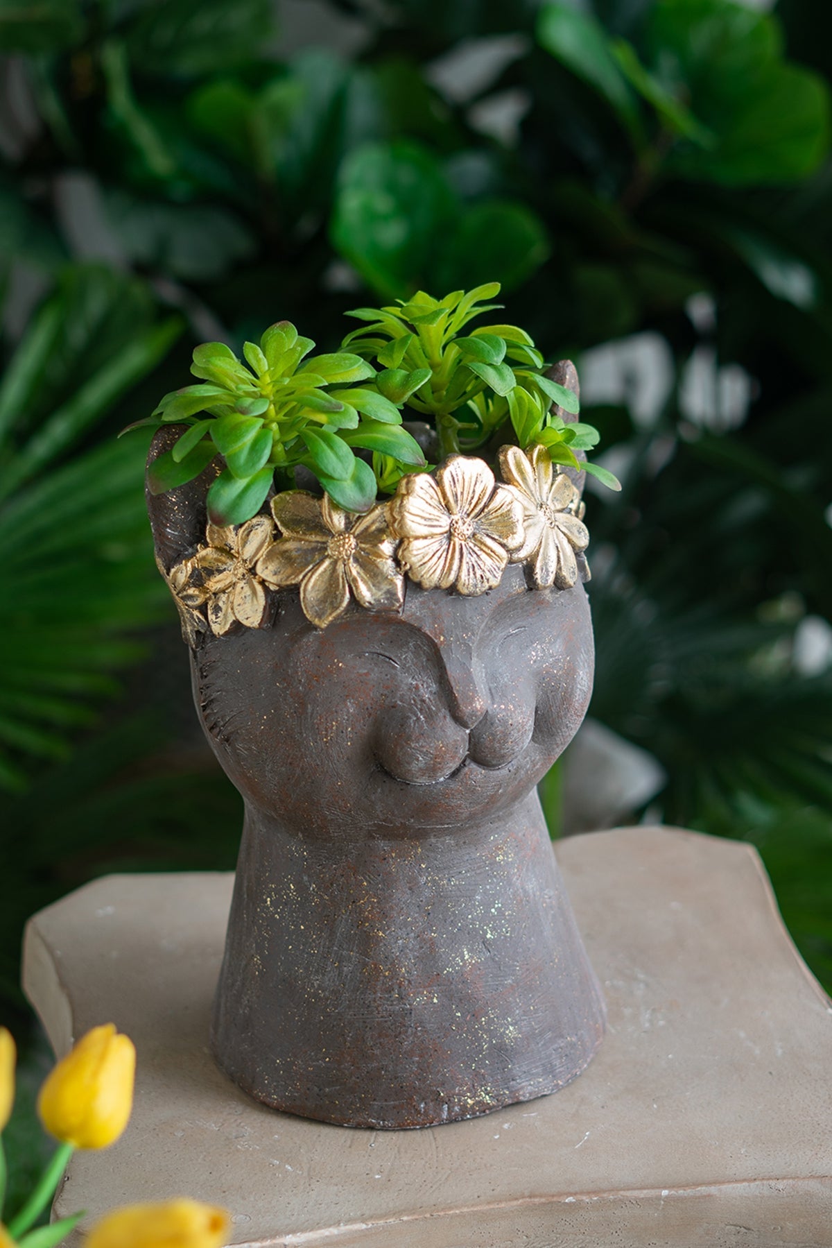 8.5x7.7x12.4" Magnesium Cat Statue Planter with Textured Finish