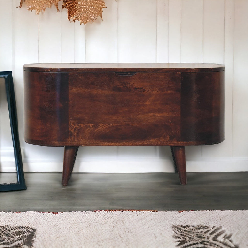 Solid Wood Light Rounded Lid-up Blanket Box