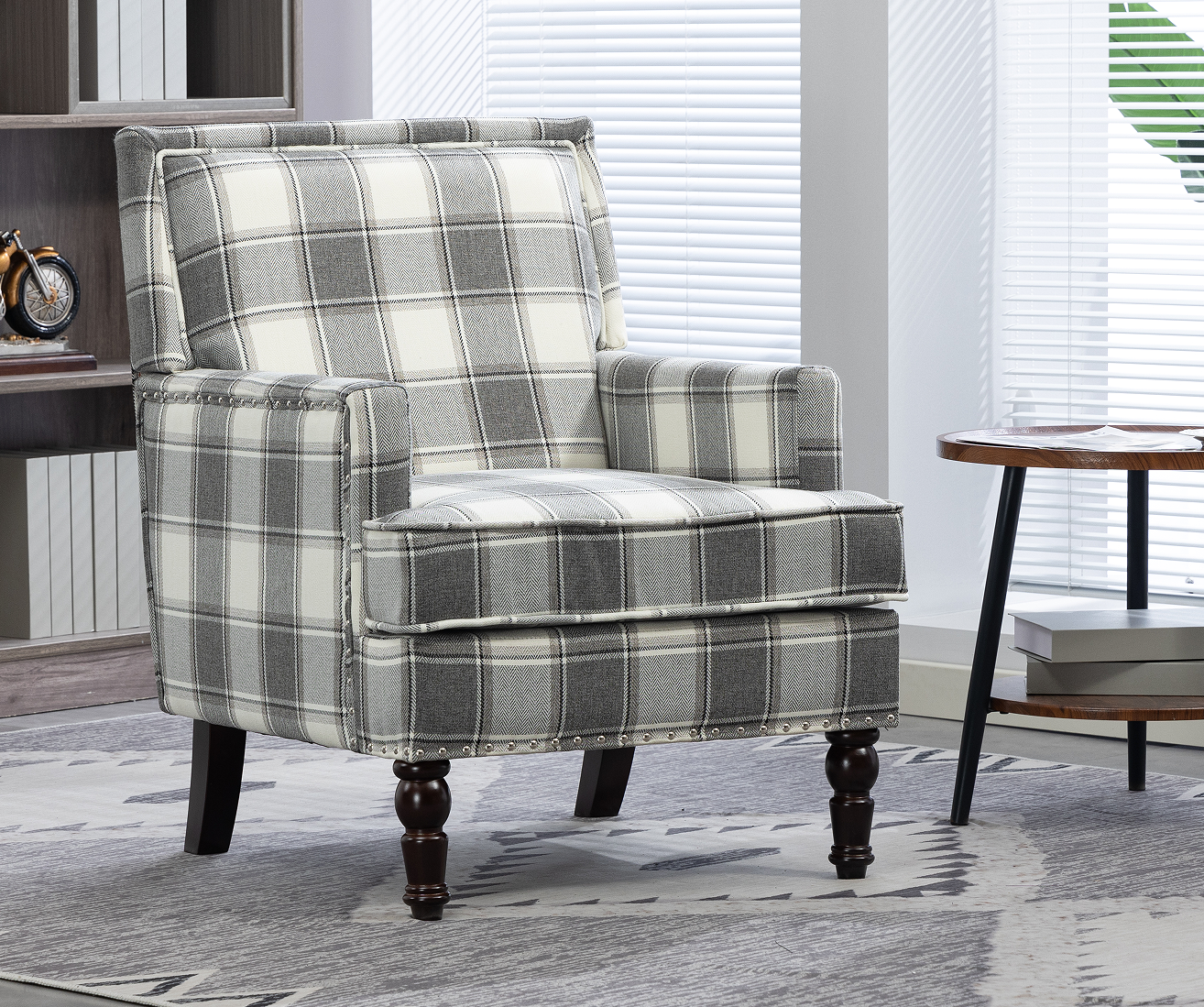 Upholstered Accent Chair, Vintage Armchair with Solid Wood Legs