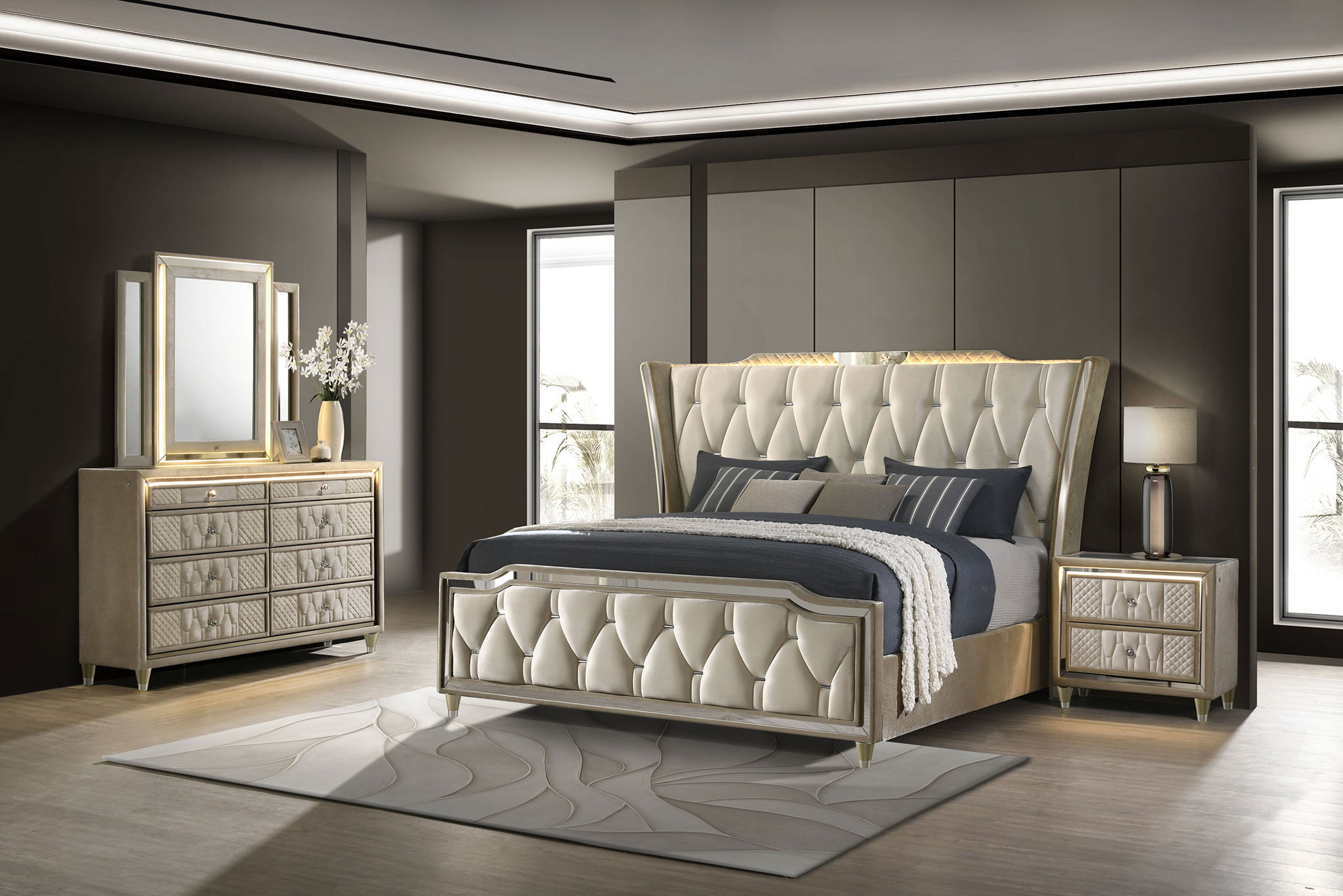 Lorient 4-piece Eastern King Bedroom Set Ivory and Camel