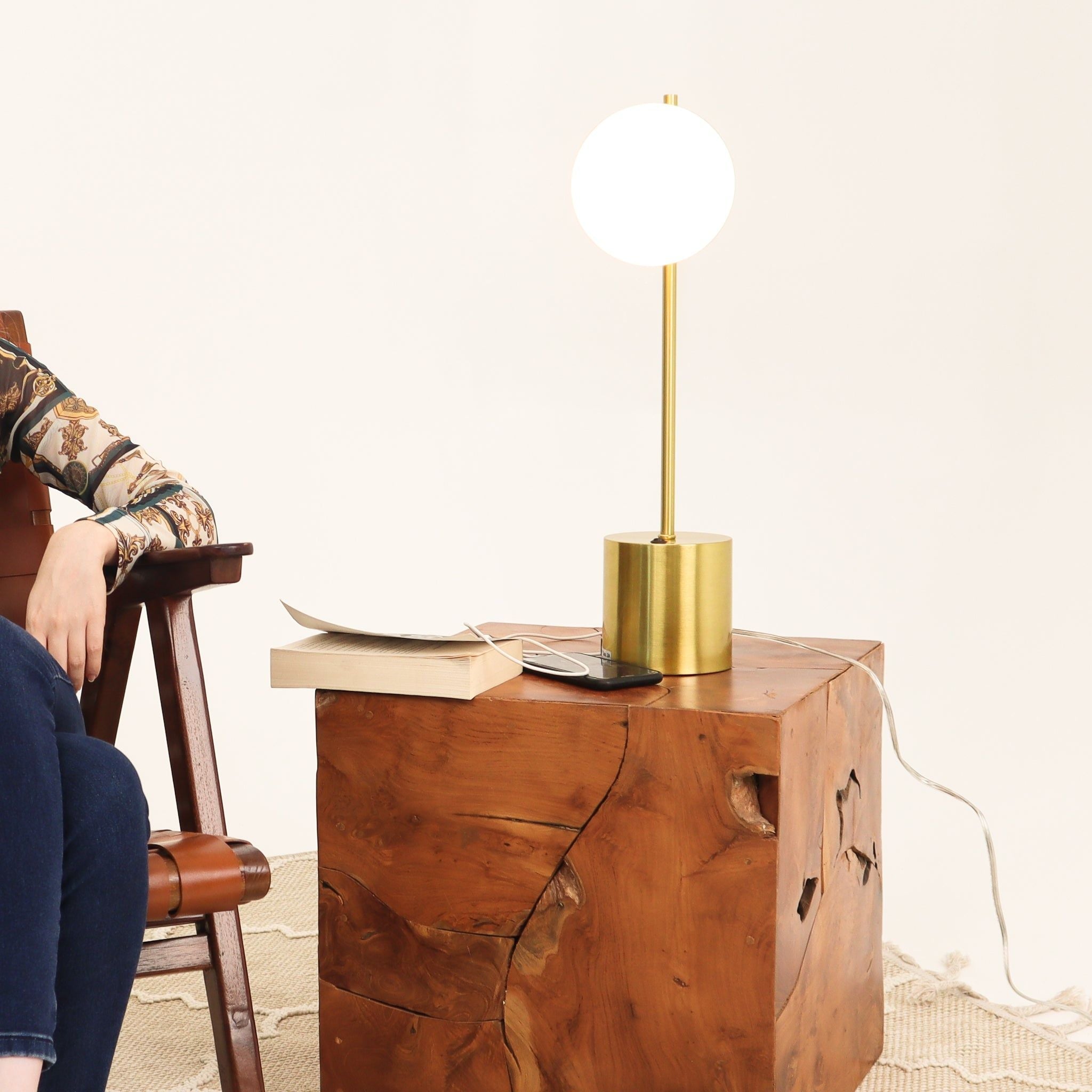 Ethereal - Modern Small Table Lamp, Desk Lamp Fixture With Globe Shade - Gold / White