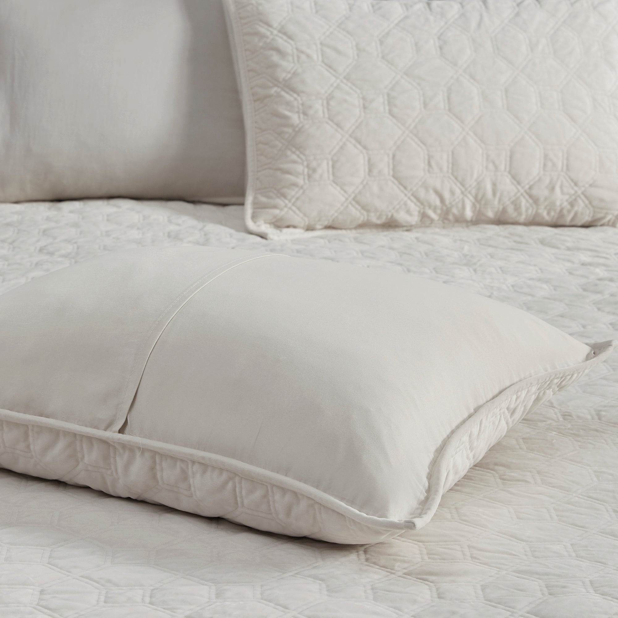 3 Piece Velvet Quilt Set Ivory Full/Queen
