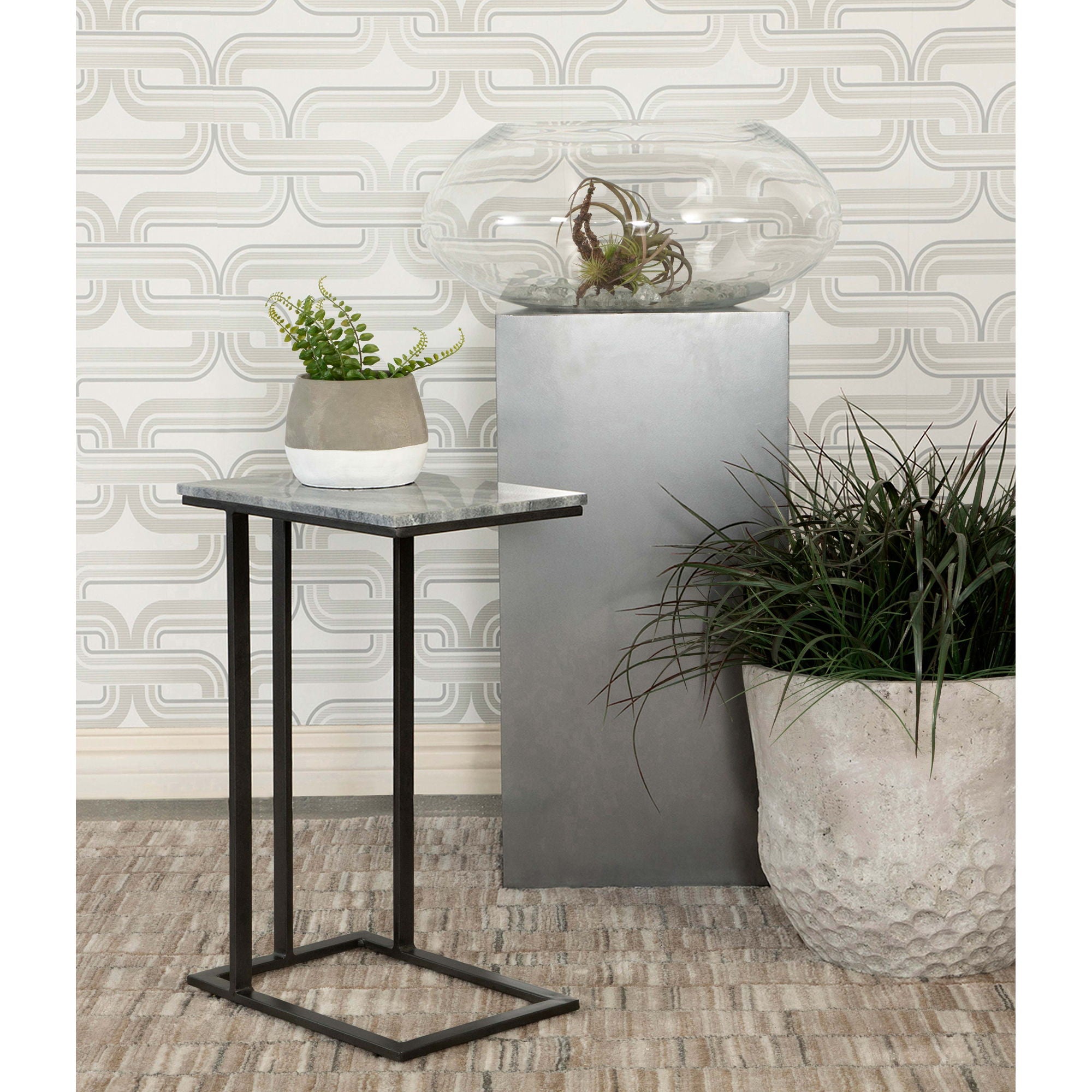 Encina - C-Shaped Sofa Side Table