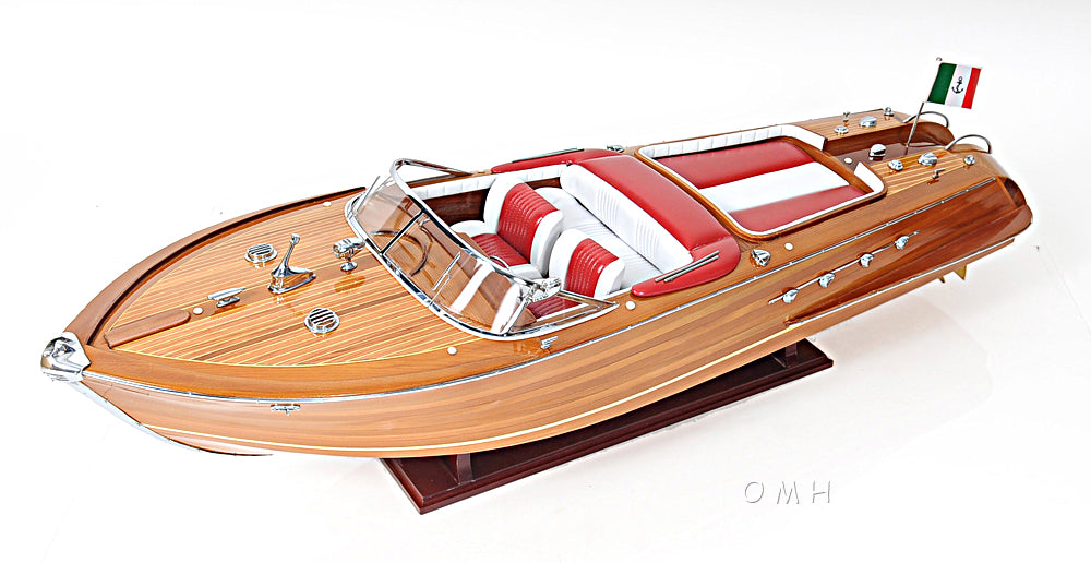 Aquarama Exclusive Edition with Display Case