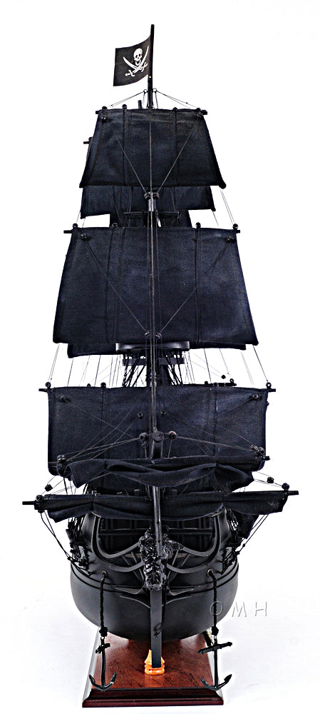 Black Pearl Pirate Ship Large With Table Top Display Case