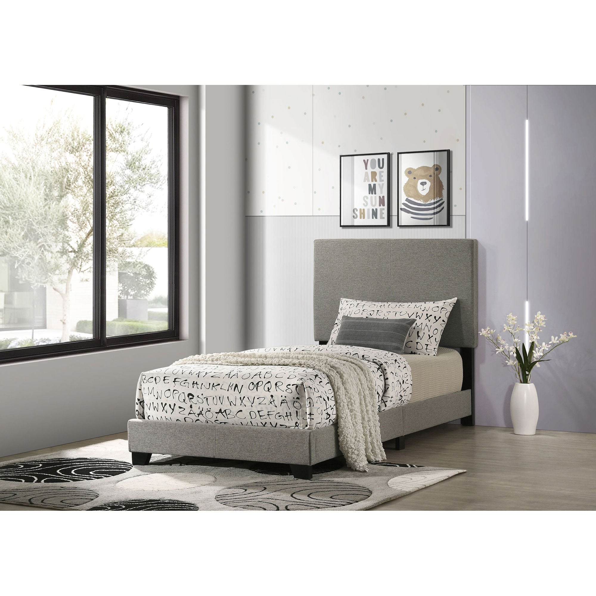 Efram - Panel Bed