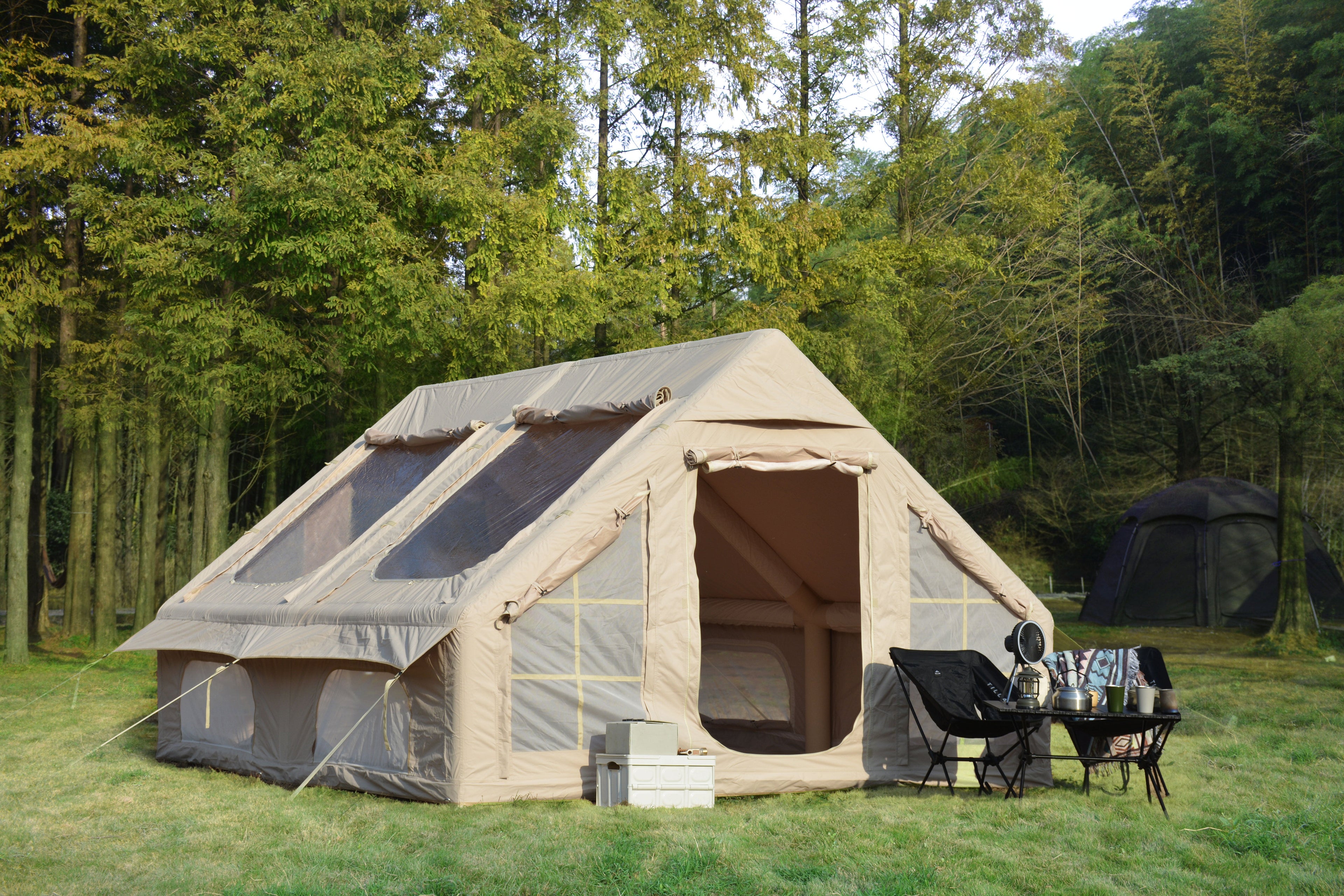 9.8 x 13 ft Inflatable Camping Tent with Hand Pump