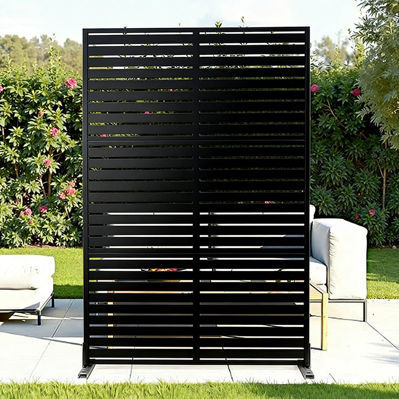 Sturdy Outdoor Privacy Screen