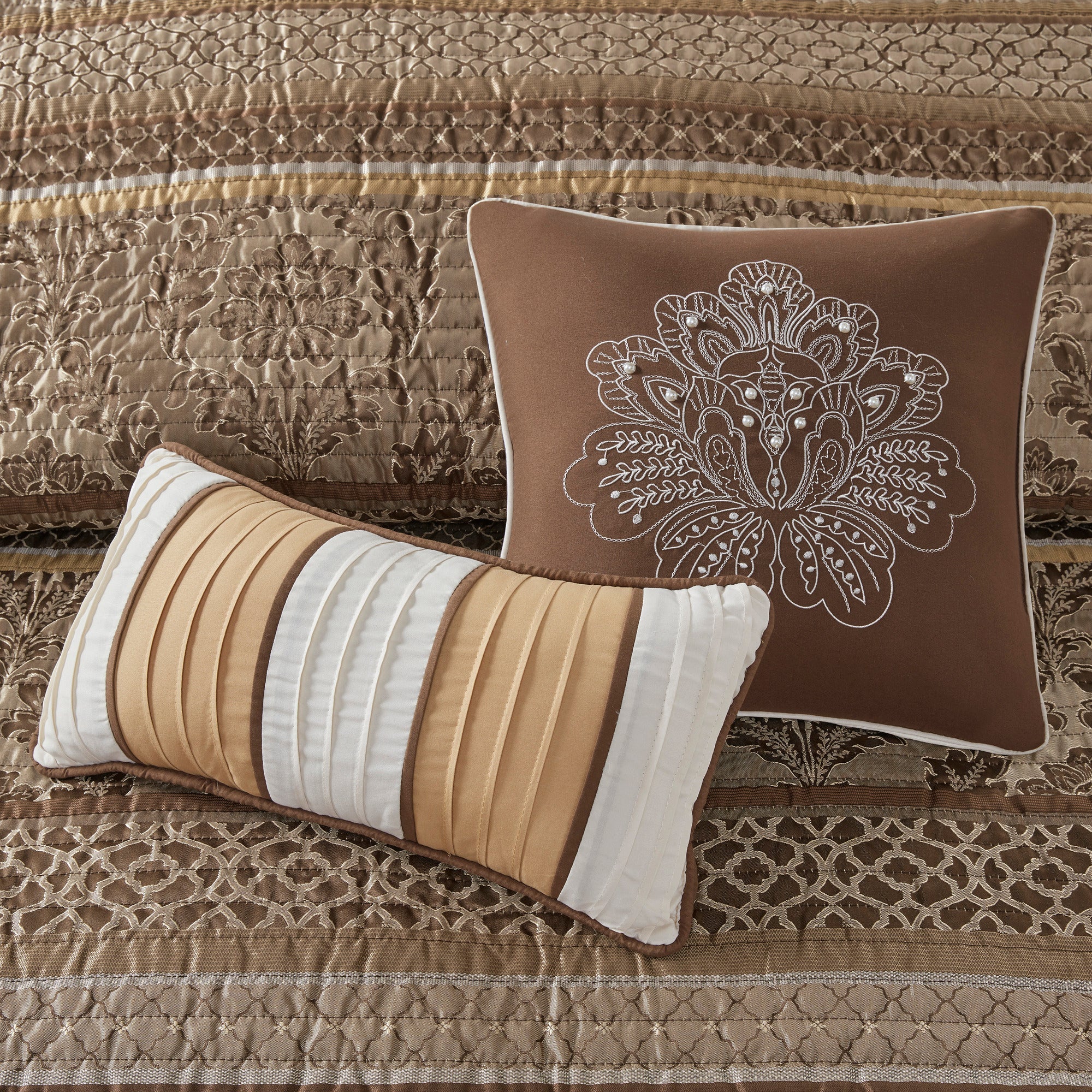 6 Piece Jacquard Quilt Set with Throw Pillows – Brown/Gold King/Cal King